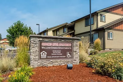 410 NE Oak St, Other, OR 97741 - Photo 4