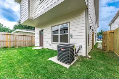 789 Fortune Street #B, Houston, TX 77088 - Photo 32