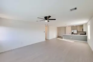 15671 Plum Brk Dr, Conroe, TX 77303 - Photo 4