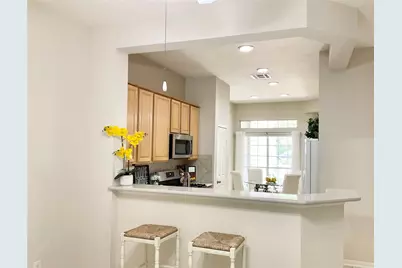 186 N Valley Oaks Circle, The Woodlands, TX 77382 - Photo 8