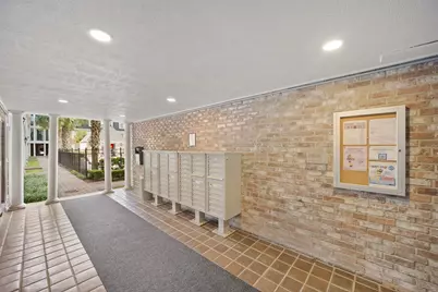 357 N Post Oak Lane #101, Houston, TX 77024 - Photo 14