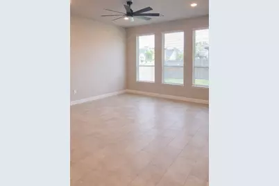 10442 Eastern Bluestar Drive, Conroe, TX 77385 - Photo 14