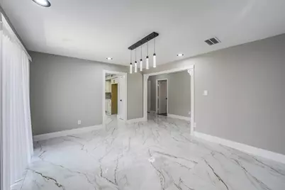 7834 Vickijohn Drive, Houston, TX 77071 - Photo 8
