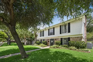 10730 Cedar Creek Dr, Houston, TX 77042 - Photo 2