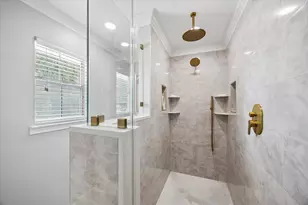 10730 Cedar Creek Dr, Houston, TX 77042 - Photo 16