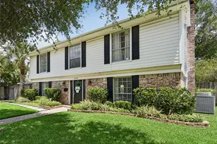 10730 Cedar Creek Dr, Houston, TX 77042 - Photo 1