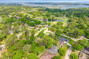 112 Quiet Wind Dr, Conroe, TX 77356 - Photo 28