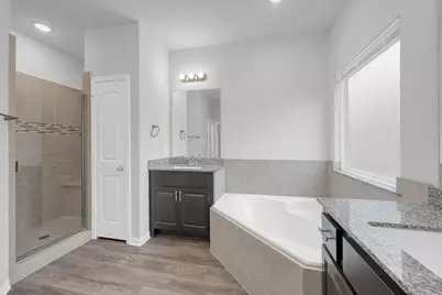 12357 Lake Conroe Hills Drive, Willis, TX 77318 - Photo 4