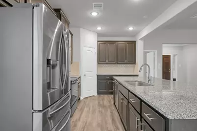 12357 Lake Conroe Hills Drive, Willis, TX 77318 - Photo 2