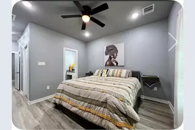 7925 Brandon St Street #B, Houston, TX 77051 - Photo 4