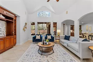 22 N Millsap Cir, The Woodlands, TX 77382 - Photo 12