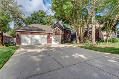 78 E Evangeline Oaks Circle, The Woodlands, TX 77384 - Photo 1