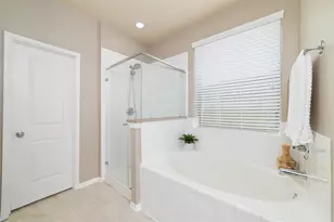 221 Country Crossing Cir, Magnolia, TX 77354 - Photo 16