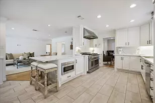 7910 Del Monte Dr, Houston, TX 77063 - Photo 12