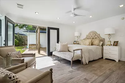 7910 Del Monte Drive, Houston, TX 77063 - Photo 18