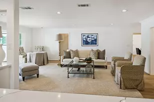7910 Del Monte Dr, Houston, TX 77063 - Photo 16