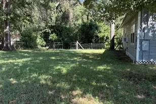 1415 Noblitt, Livingston, TX 77351 - Photo 4