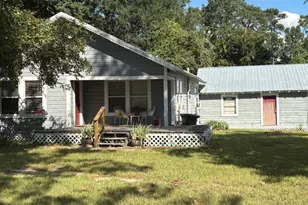 1415 Noblitt, Livingston, TX 77351 - Photo 1