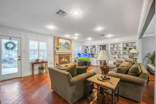 14610 Carolcrest Dr, Houston, TX 77079 - Photo 18