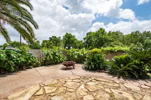 1015 Highlands Woods Dr, Highlands, TX 77562 - Photo 36