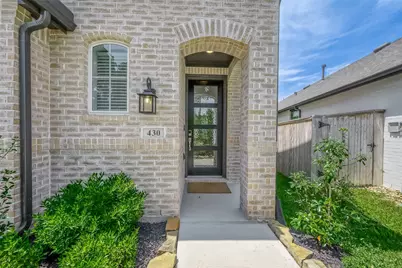430 W Cascade Heights Drive, Montgomery, TX 77316 - Photo 2