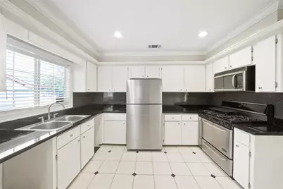 906 Gale Street, Houston, TX 77009 - Photo 12