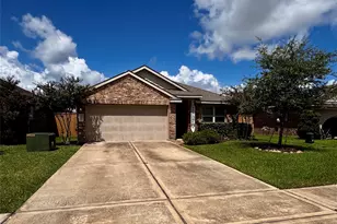 2213 Del Mar, Texas City, TX 77568 - Photo 2
