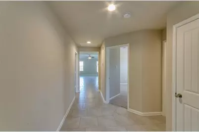 2213 Del Mar, Texas City, TX 77568 - Photo 4