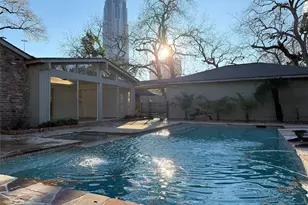 4726 Ivanhoe St, Houston, TX 77027 - Photo 1