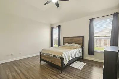 8319 Sweet Bay Circle S, Baytown, TX 77523 - Photo 16