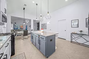 2611 Winding Creek Way, Conroe, TX 77385 - Photo 2