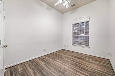 2010 Lincoln Crest Way, Sugar Land, TX 77498 - Photo 30