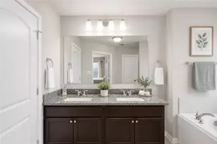 2725 Porter's Wy, Bryan, TX 77803 - Photo 10
