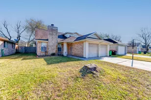 24206 Landing Way Dr, Spring, TX 77373 - Photo 2