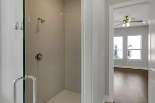 4607 Nett St, Houston, TX 77007 - Photo 38