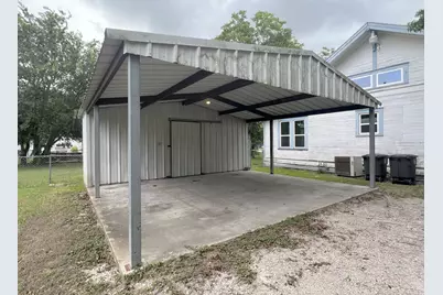 115 Summit Street, Schulenburg, TX 78956 - Photo 30