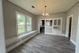 115 Summit St, Schulenburg, TX 78956 - Photo 10
