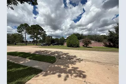 16103 Camino Del Sol Drive, Houston, TX 77083 - Photo 4