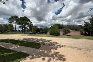 16103 Camino Del Sol Dr, Houston, TX 77083 - Photo 4