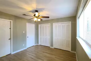 902 Ashford Pkwy, Houston, TX 77077 - Photo 24