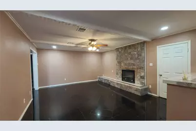 902 Ashford Parkway, Houston, TX 77077 - Photo 14
