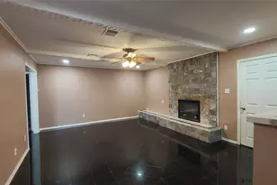 902 Ashford Pkwy, Houston, TX 77077 - Photo 14