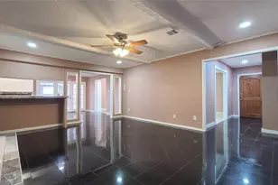 902 Ashford Pkwy, Houston, TX 77077 - Photo 12