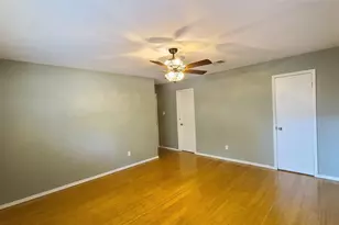 902 Ashford Pkwy, Houston, TX 77077 - Photo 20