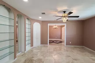 902 Ashford Pkwy, Houston, TX 77077 - Photo 8