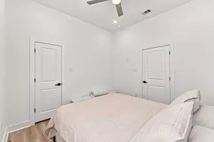 7948 Betty Boop St, Houston, TX 77028 - Photo 30