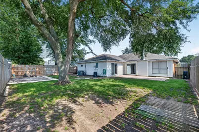 10911 Pecan Drive, La Porte, TX 77571 - Photo 22