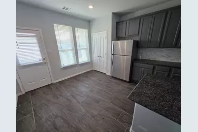 10401 Birch Peak Drive, Rosharon, TX 77583 - Photo 6