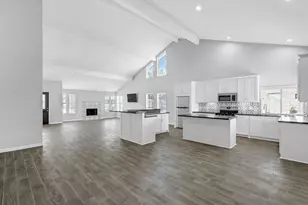 8619 Pottinger Dr, Houston, TX 77083 - Photo 8