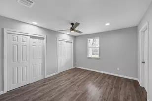 8619 Pottinger Dr, Houston, TX 77083 - Photo 16